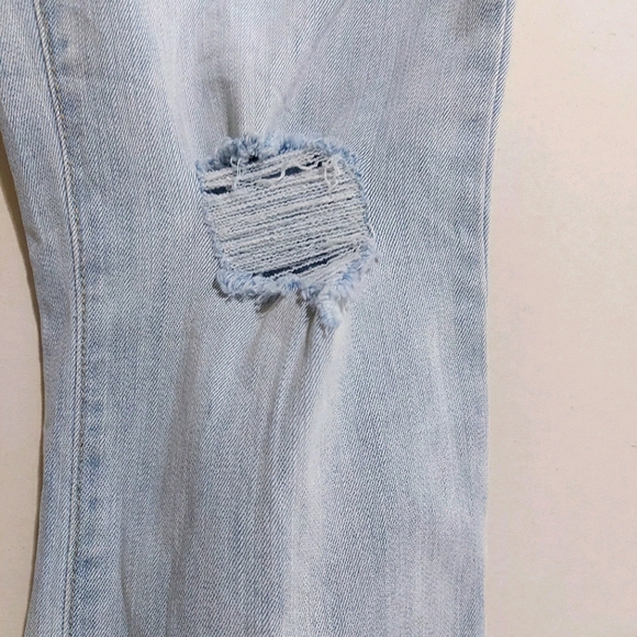 RSQ Sydney Crop Flare High Rise Light Wash Jeans - Picture 10 of 11